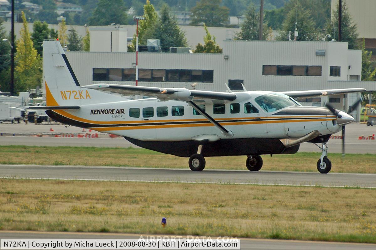 N72KA, 1992 Cessna 208B C/N 208B0326, At Boeing Field
