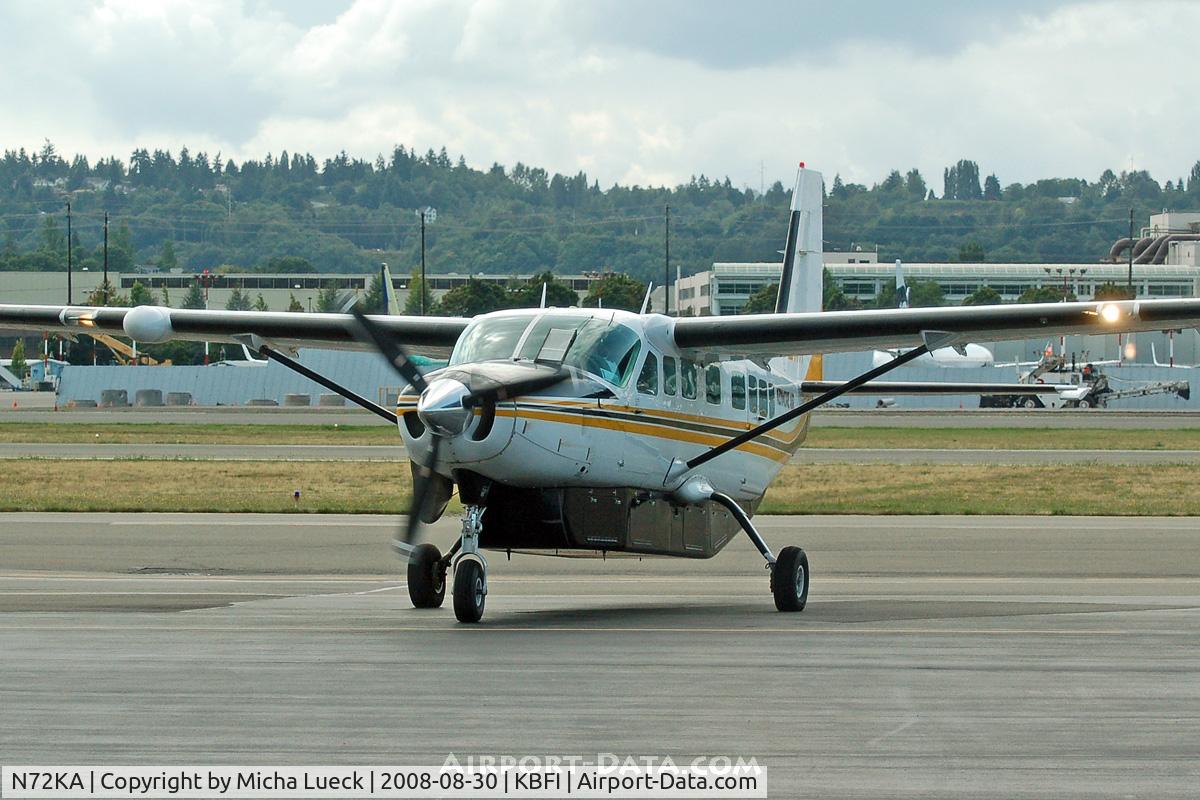 N72KA, 1992 Cessna 208B C/N 208B0326, At Boeing Field
