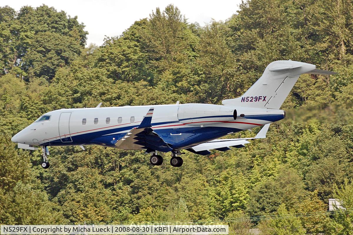 N529FX, 2006 Bombardier Challenger 300 (BD-100-1A10) C/N 20128, On short finals at BFI