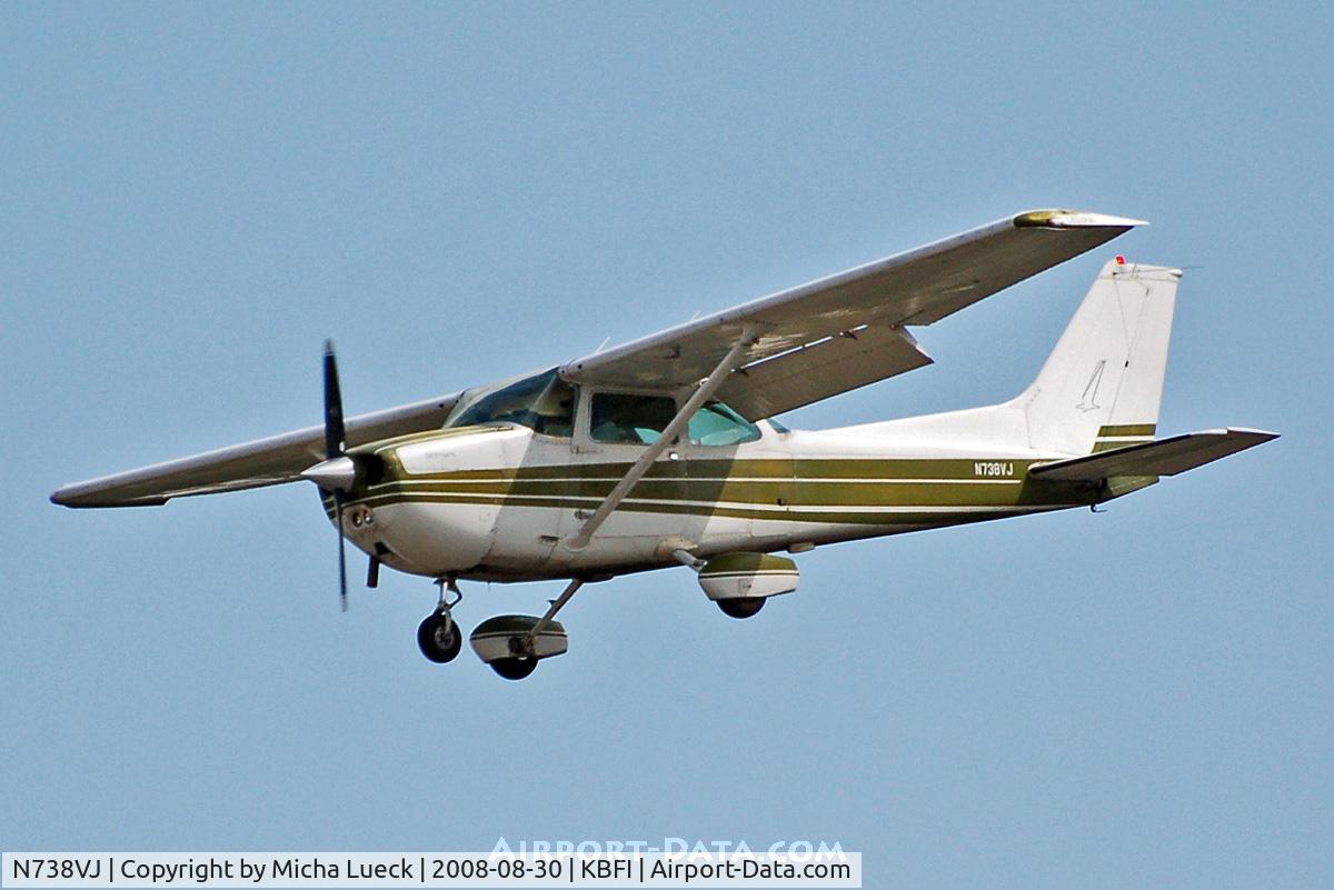 N738VJ, 1978 Cessna 172N C/N 17270269, At Boeing Field