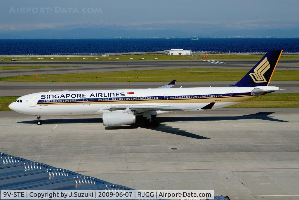 9V-STE, 2009 Airbus A330-343X C/N 1006, Singapore new face come to RJGG