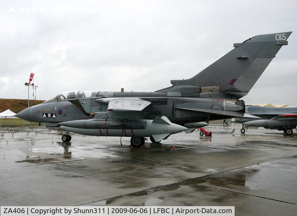 ZA406, 1983 Panavia Tornado GR.4 C/N 217/BS073/3105, Displayed during LFBC Airshow 2009