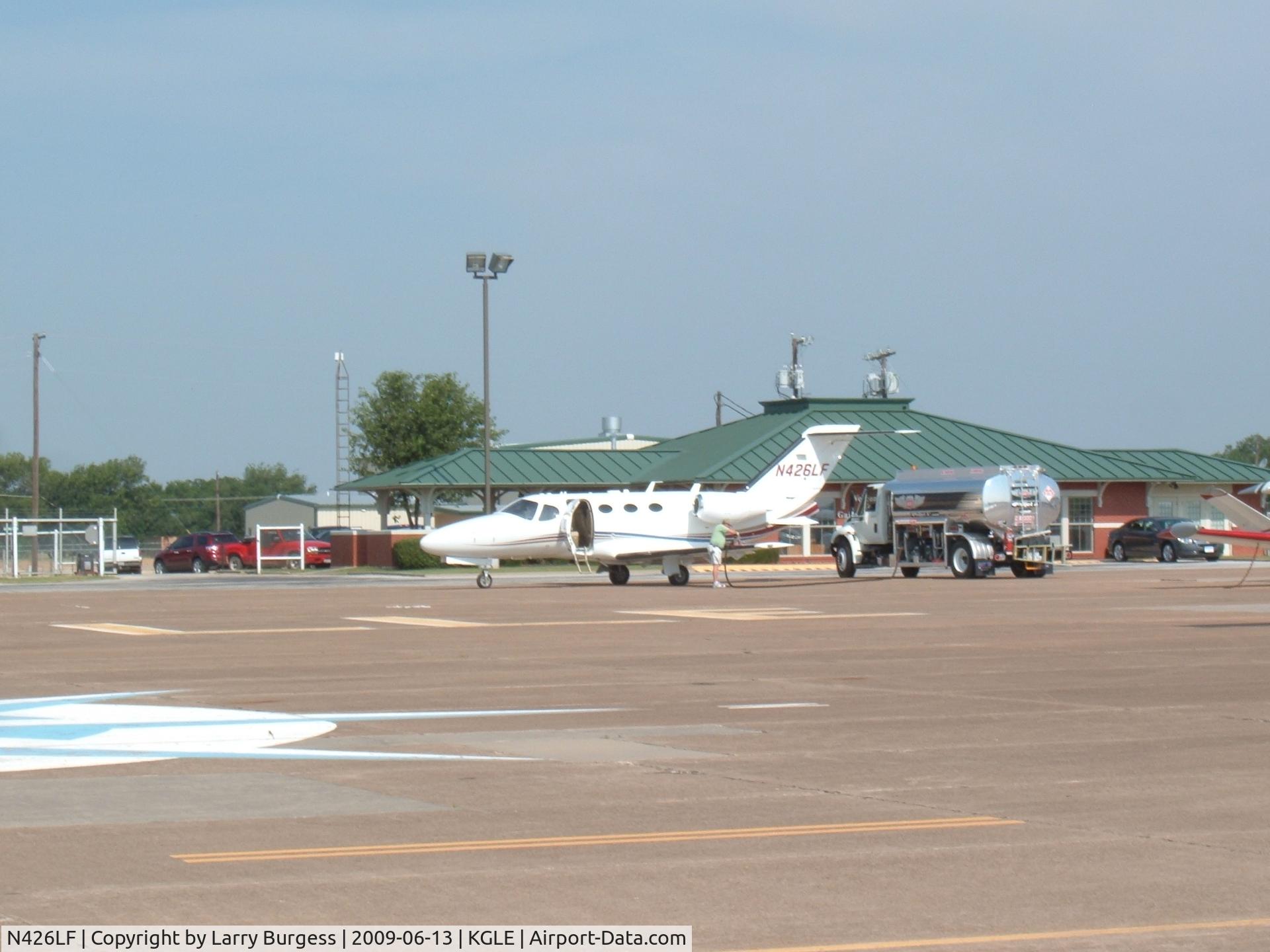 N426LF, 2009 Cessna 510 Citation Mustang Citation Mustang C/N 510-0170, Getting fuel during Antique Airplane Assoc. Fly-In