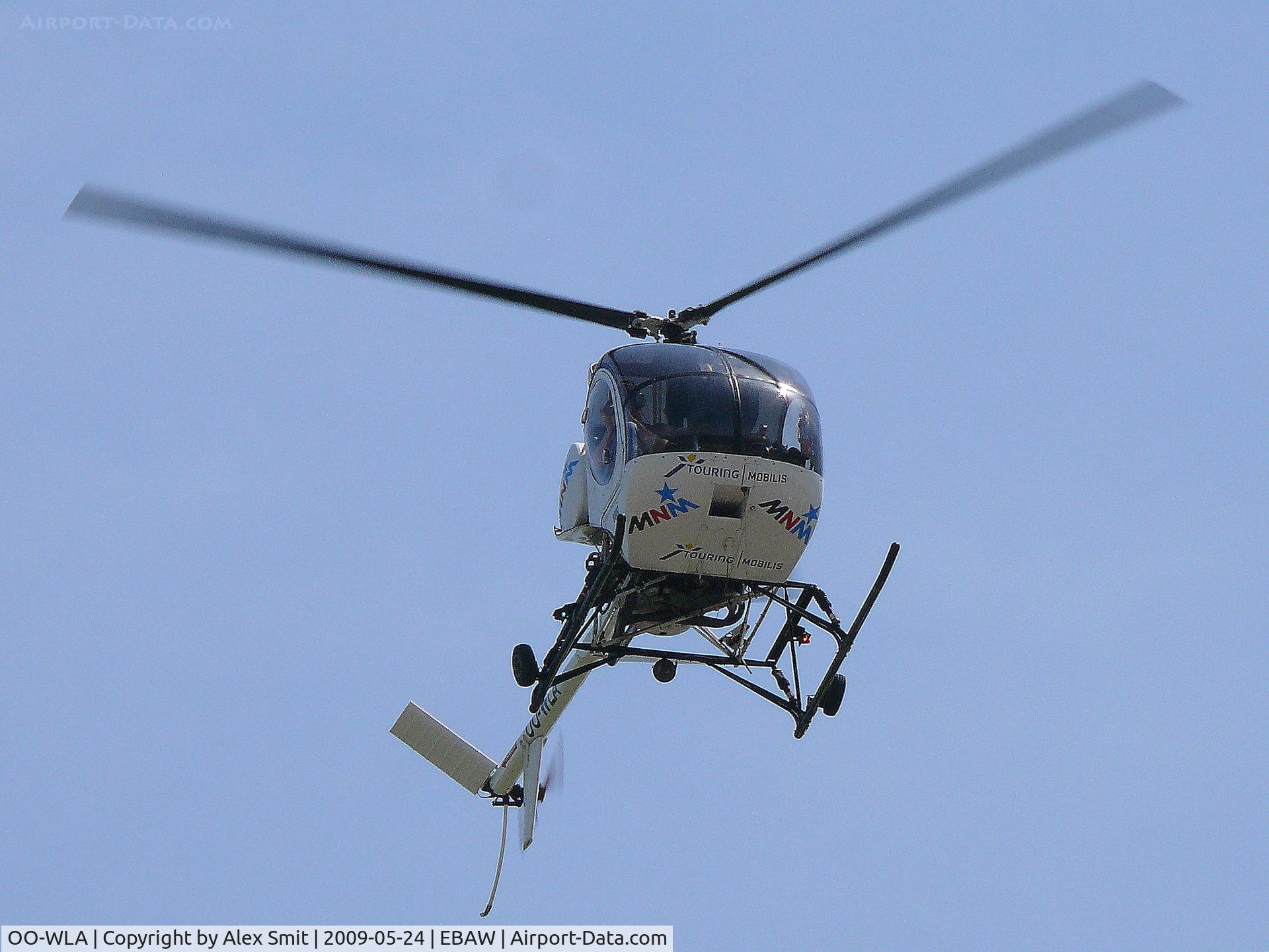OO-WLA, Schweizer H-269C C/N S1815, Schweizer S300C OO-WLA Heli with MNM and Touring Mobilis titles