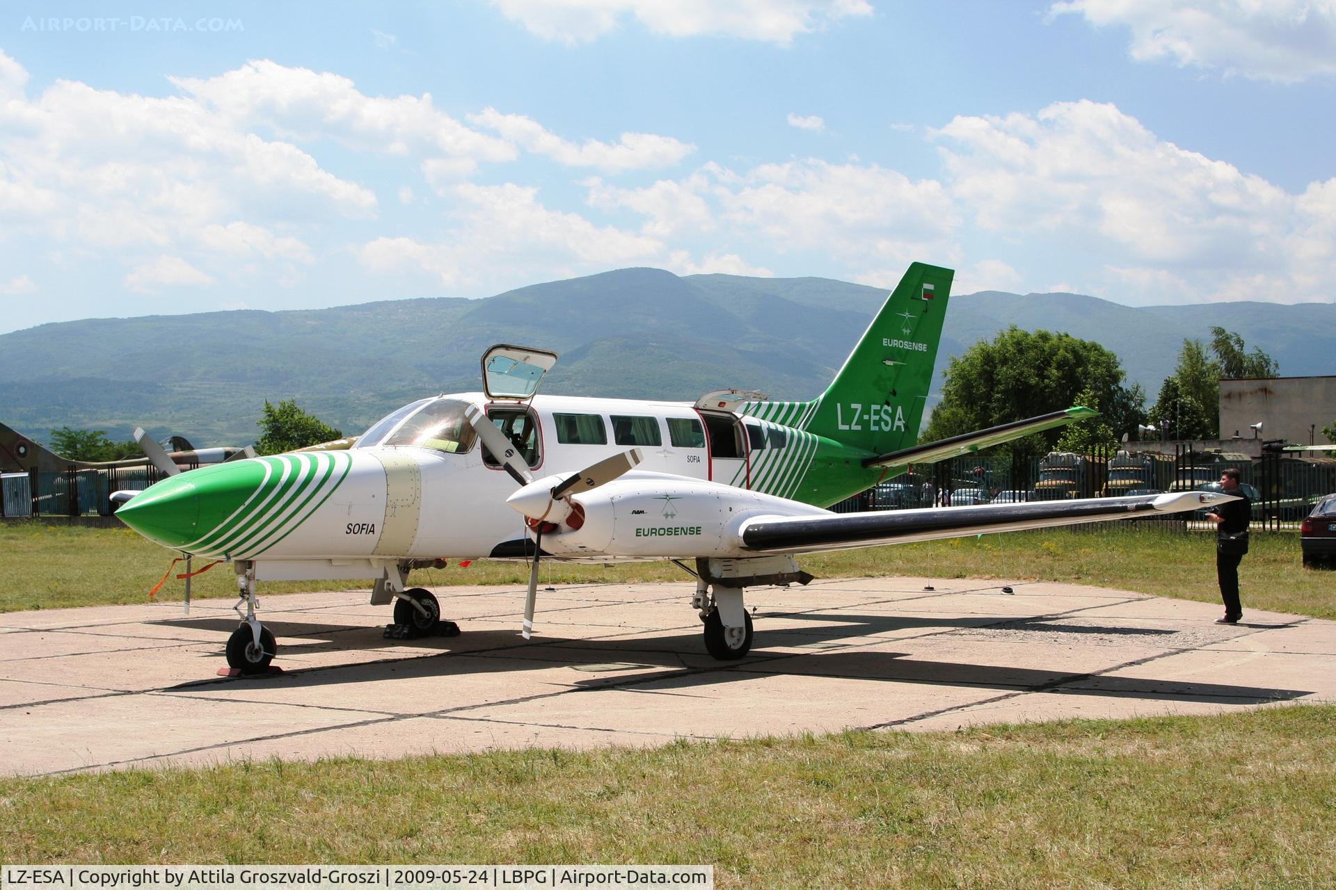 LZ-ESA, 1976 Cessna 404 II Titan C/N 404-0020, BIAF 09 Bulgaria Plovdiv (Krumovo) LBPG Graf Ignatievo Military Air Base