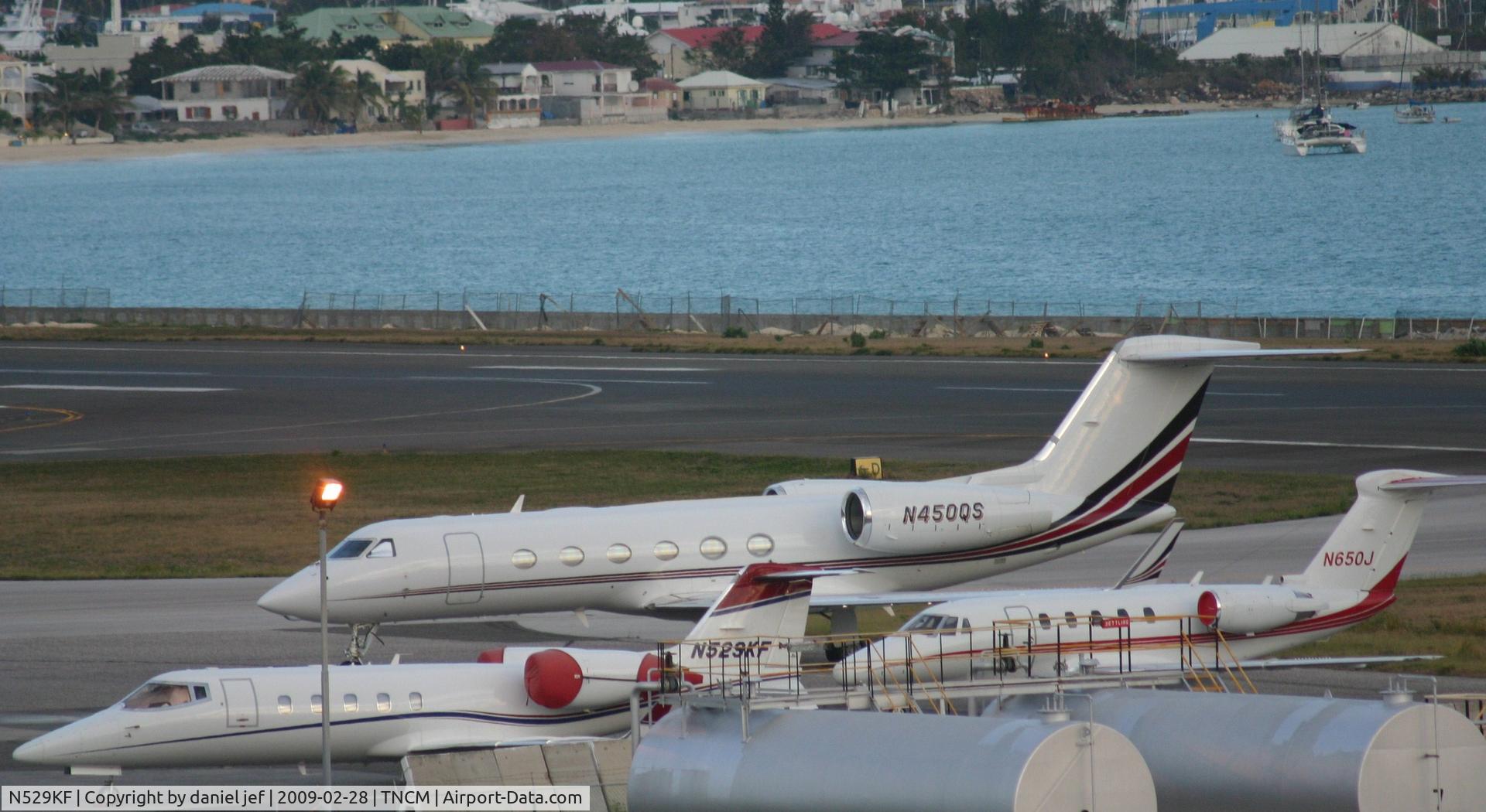 N529KF, 1995 Learjet Inc 60 C/N 064, park at the  tncm ramp