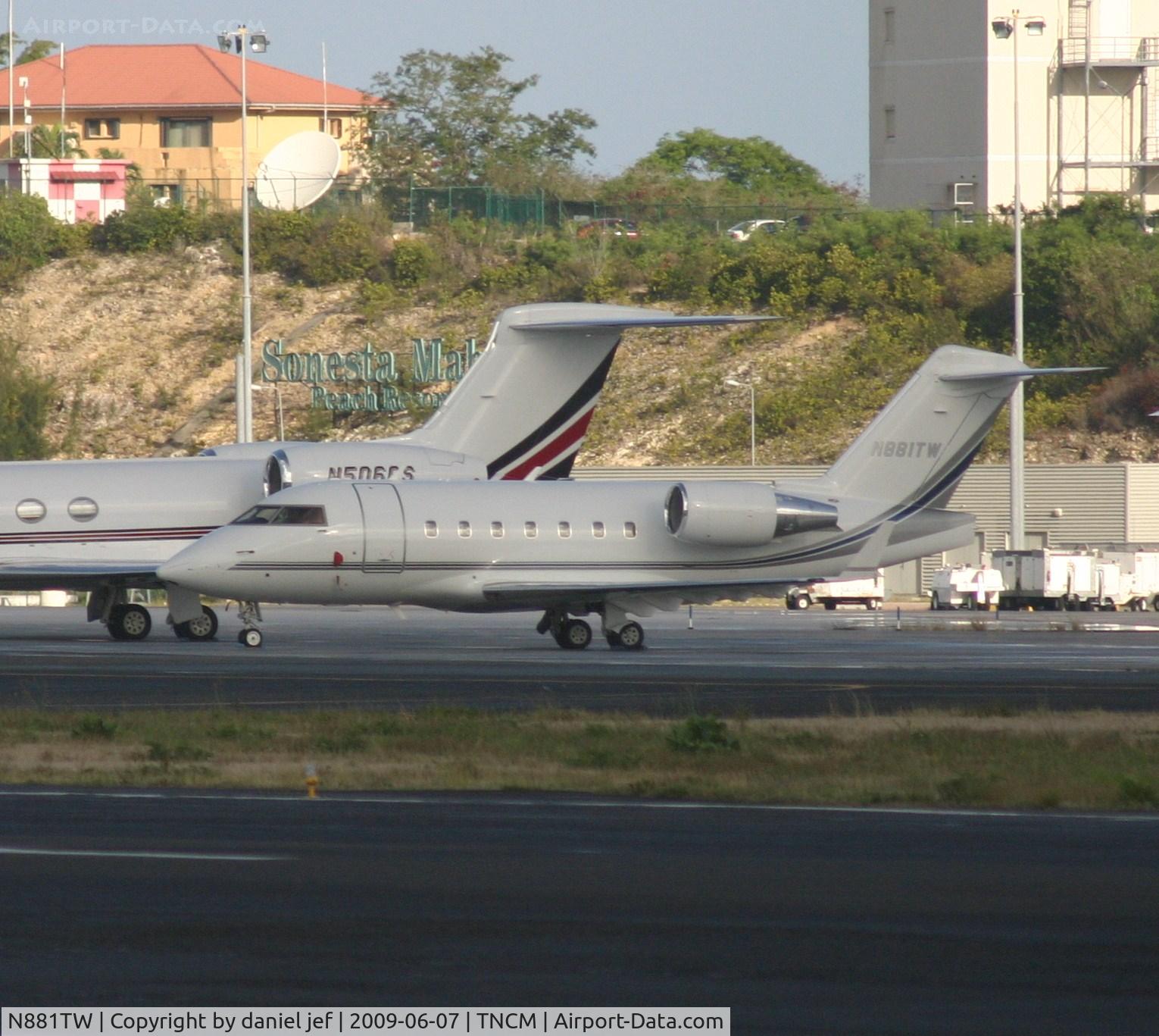 N881TW, 1997 Canadair Challenger 604 (CL-600-2B16) C/N 5348, park at the  tncm ramp
