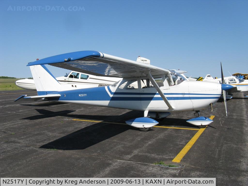N2517Y, 1962 Cessna 172D C/N 17249817, 2009 Alexandria Fly-in Breakfast