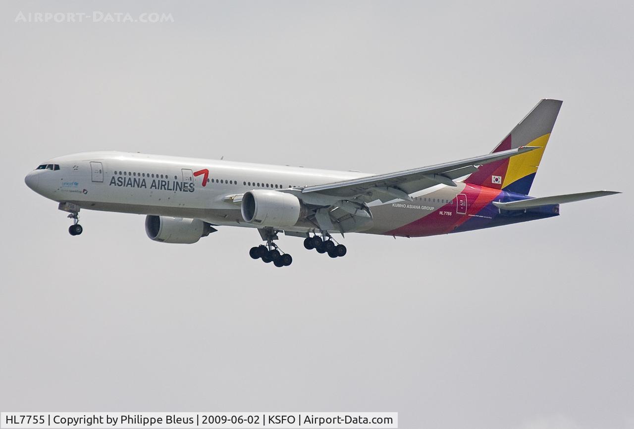 HL7755, 2007 Boeing 777-28E/ER C/N 30861, Nice big bird on short final for one of the 28's.