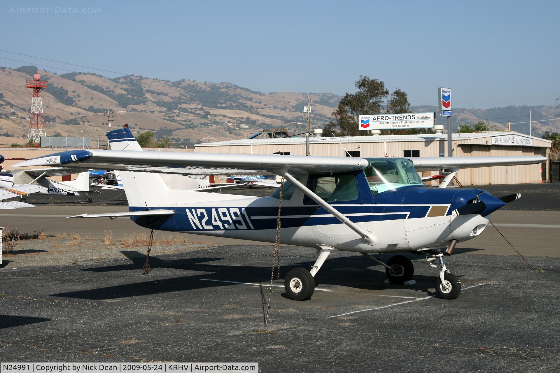 N24991, 1977 Cessna 152 C/N 15280499, KRHV