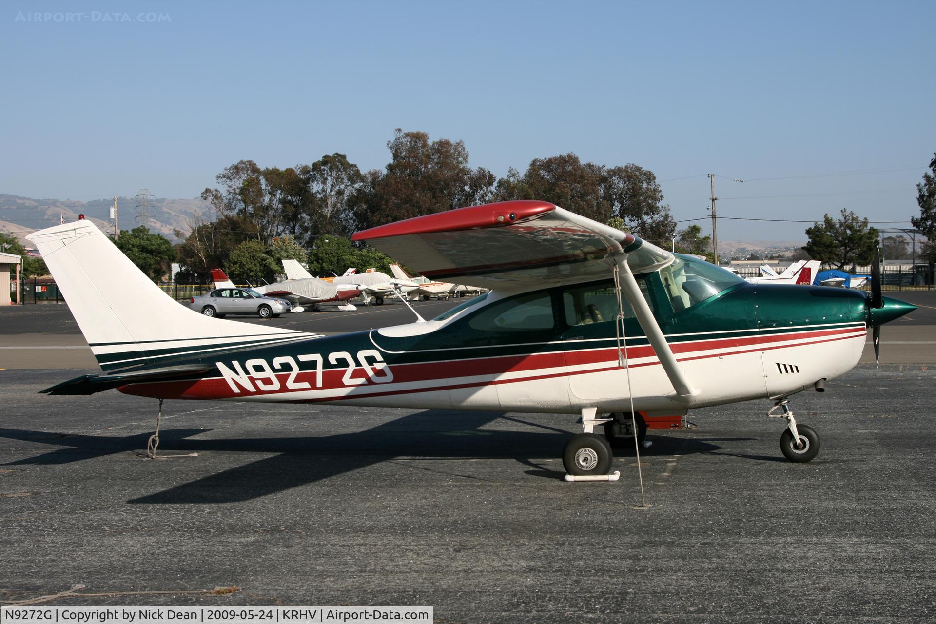 N9272G, 1971 Cessna 182N Skylane C/N 18260812, KRHV