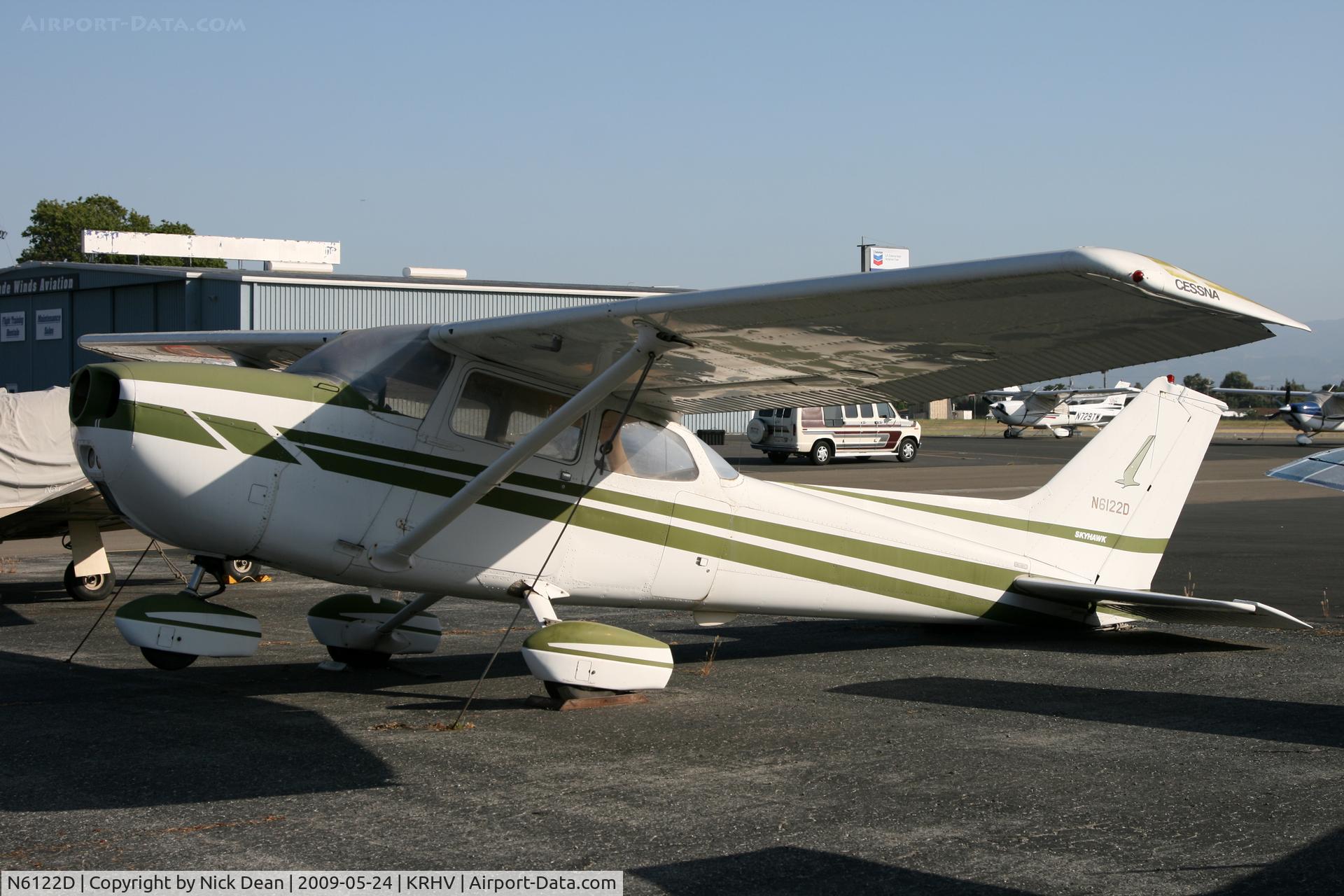 N6122D, 1979 Cessna 172N C/N 17272607, KRHV