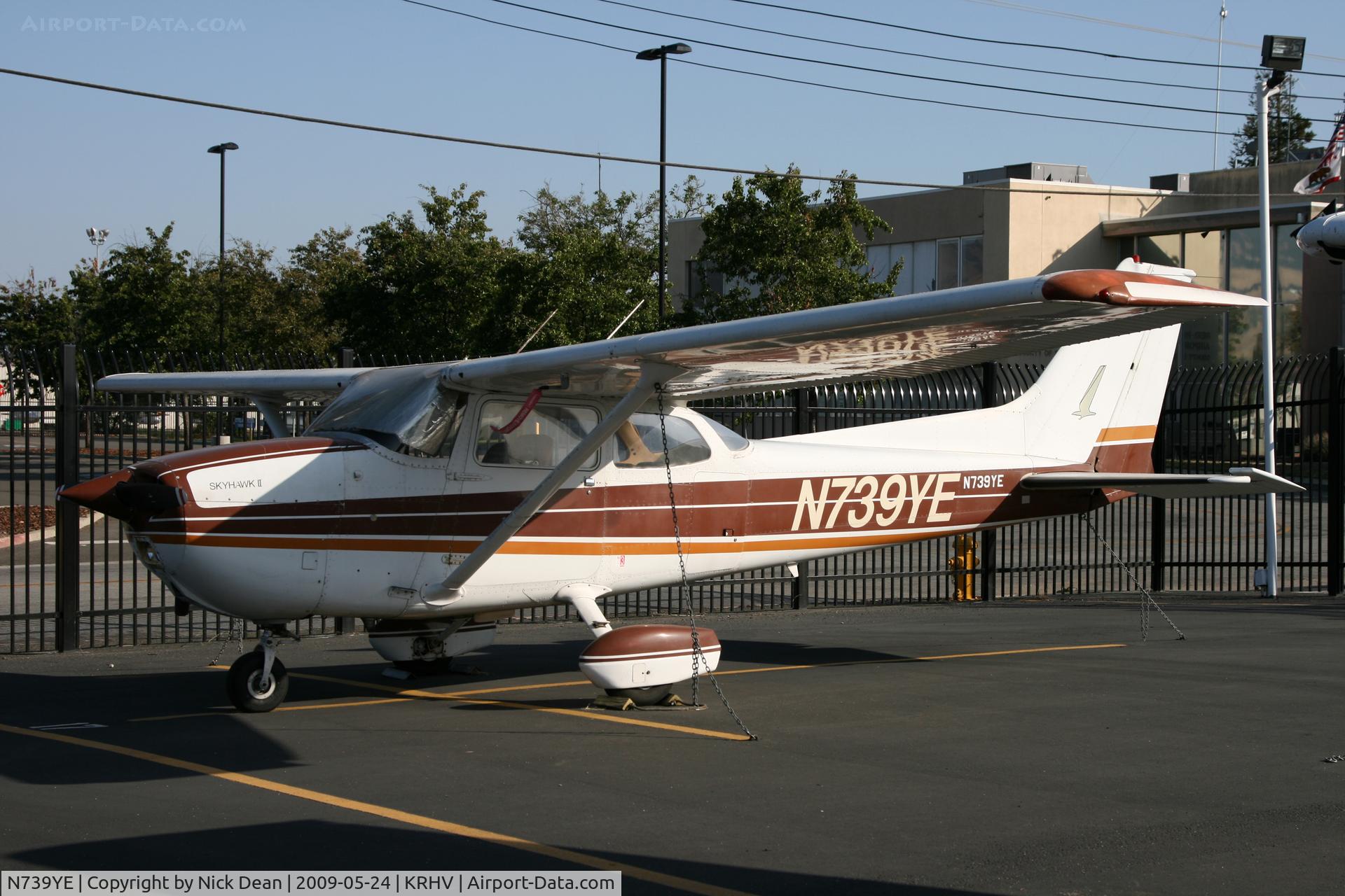 N739YE, 1978 Cessna 172N C/N 17270906, KRHV