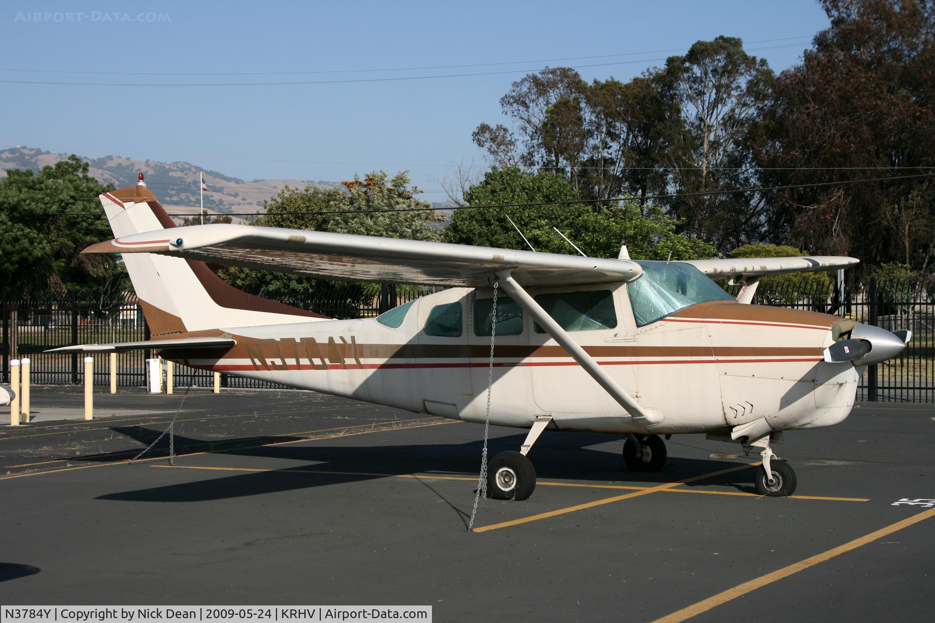 N3784Y, 1963 Cessna 210D Centurion C/N 21058284, KRHV