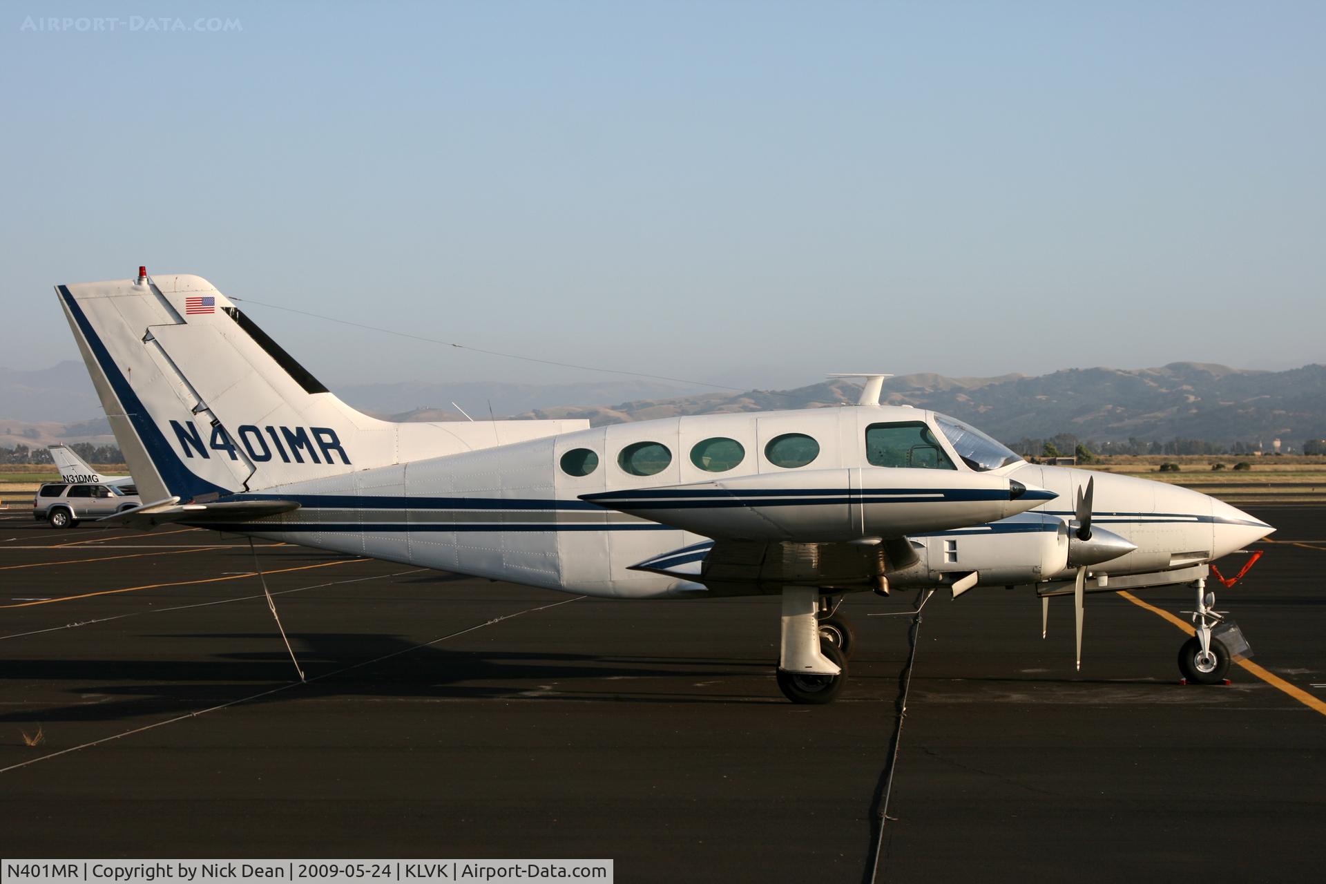 N401MR, 1967 Cessna 401 C/N 401-0159, KLVK