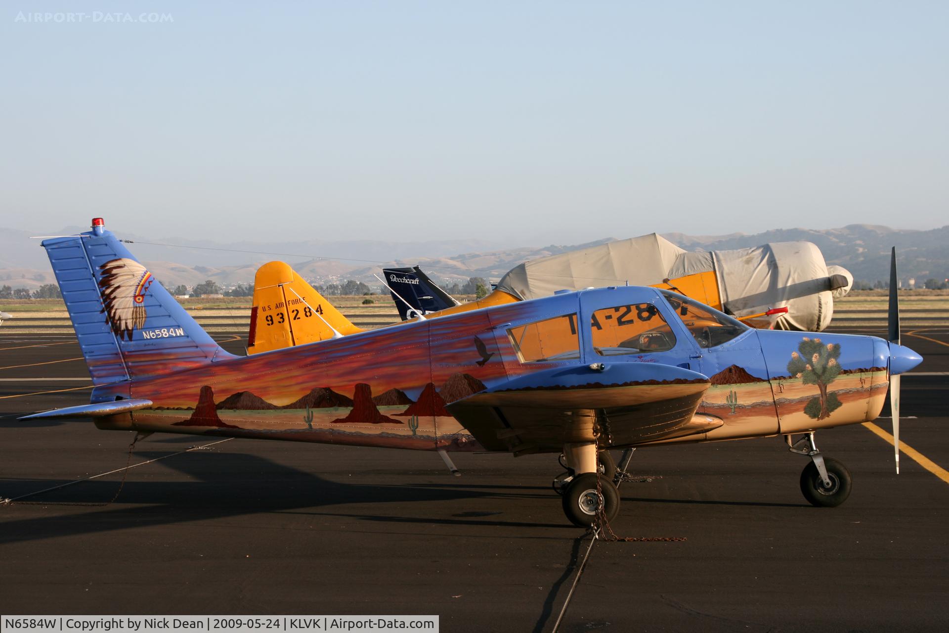 N6584W, 1965 Piper PA-28-140 C/N 28-20665, KLVK