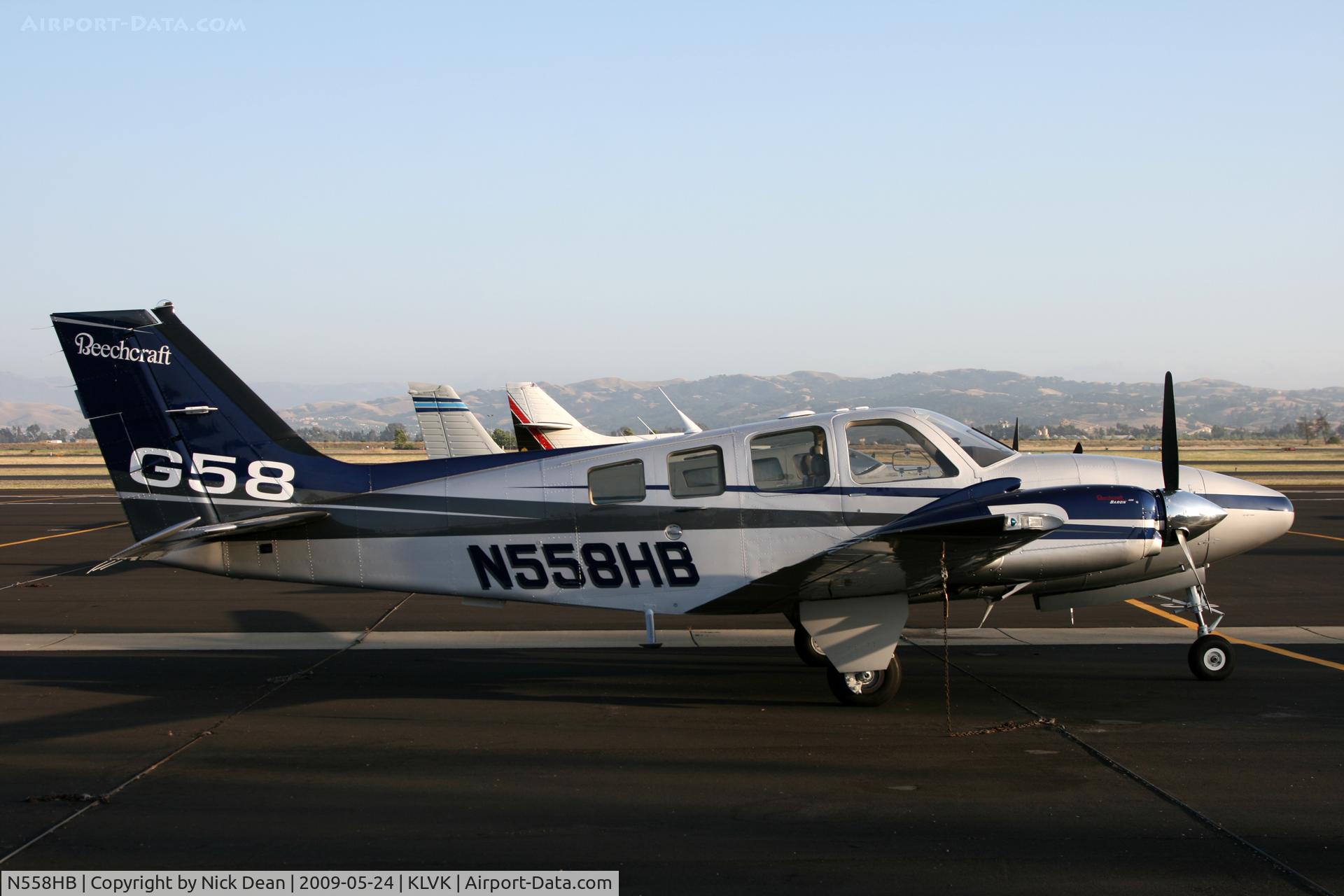 N558HB, Hawker Beechcraft Corp G58 Baron C/N TH-2261, KLVK