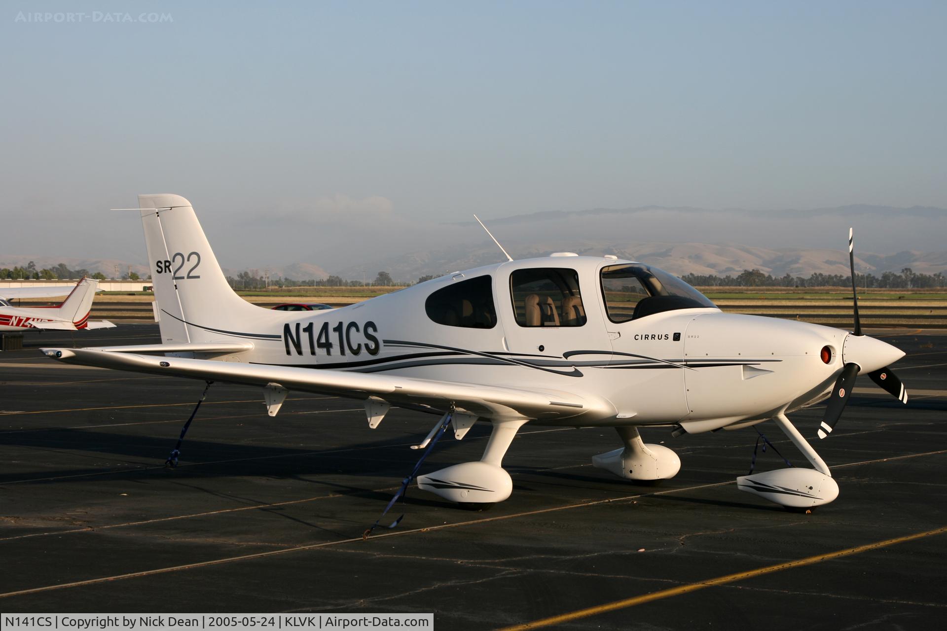 N141CS, Cirrus SR22 C/N 3393, KLVK