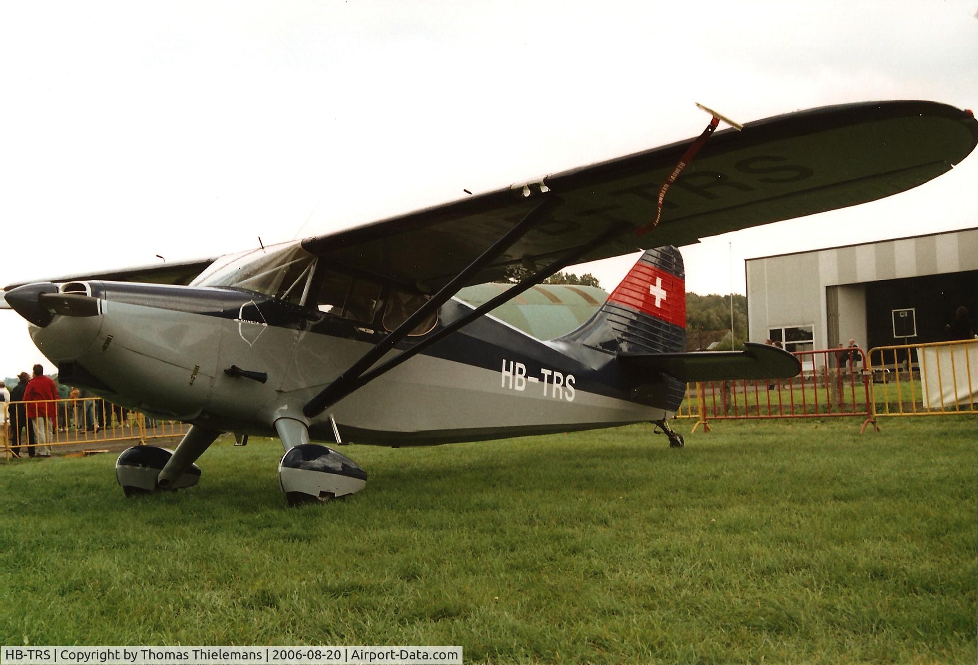 HB-TRS, 1948 Stinson 108-3 Voyager C/N 108-4419, opendeur VZP 2006