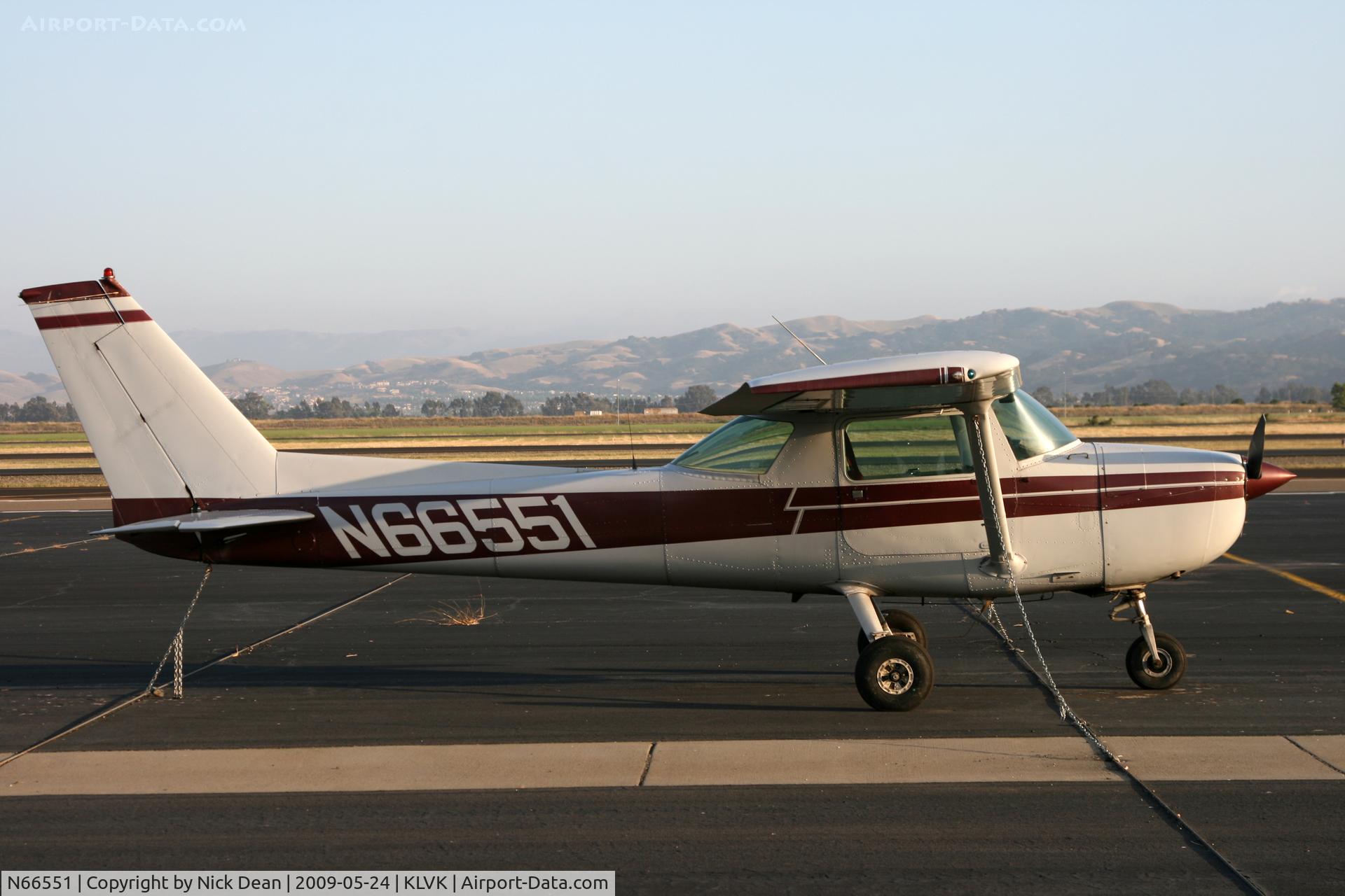 N66551, 1974 Cessna 150M C/N 15076117, KLVK