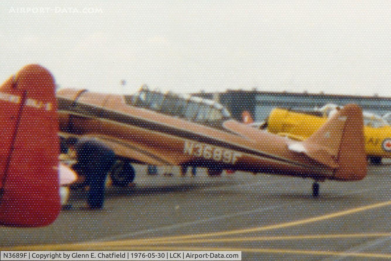 N3689F, 1958 North American AT-6D C/N 58-17082, Cropped from an Instamatic 110 photo.  Memorial Day Air Show