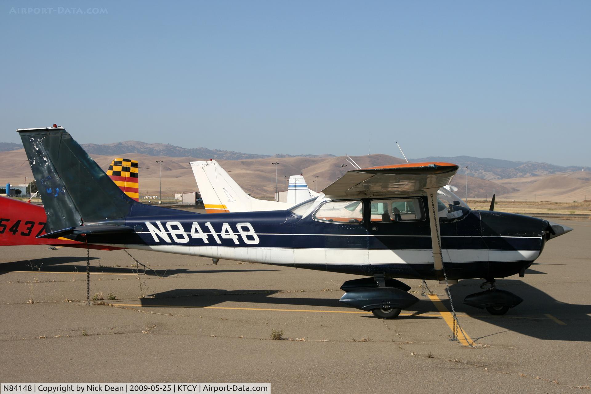 N84148, 1969 Cessna 172K Skyhawk C/N 17258356, KTCY