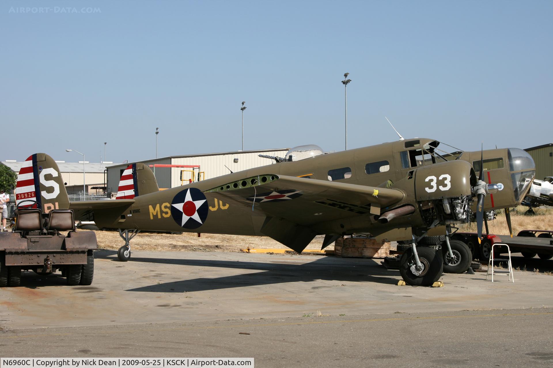 N6960C, 1942 Beech T-11 Kansan C/N 3306, KSCK
