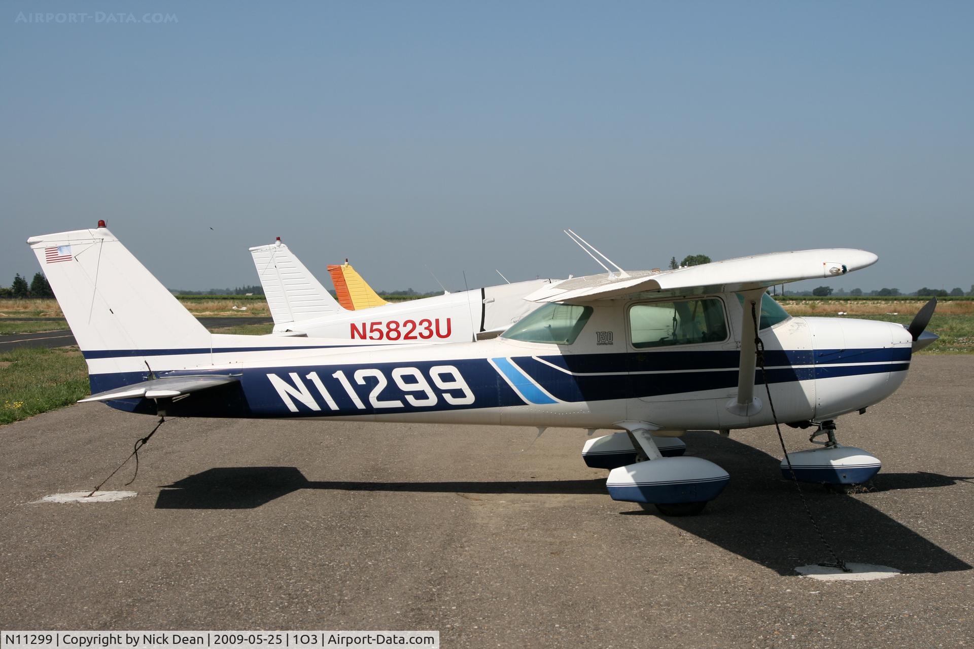 N11299, 1973 Cessna 150L C/N 15075309, 1O3