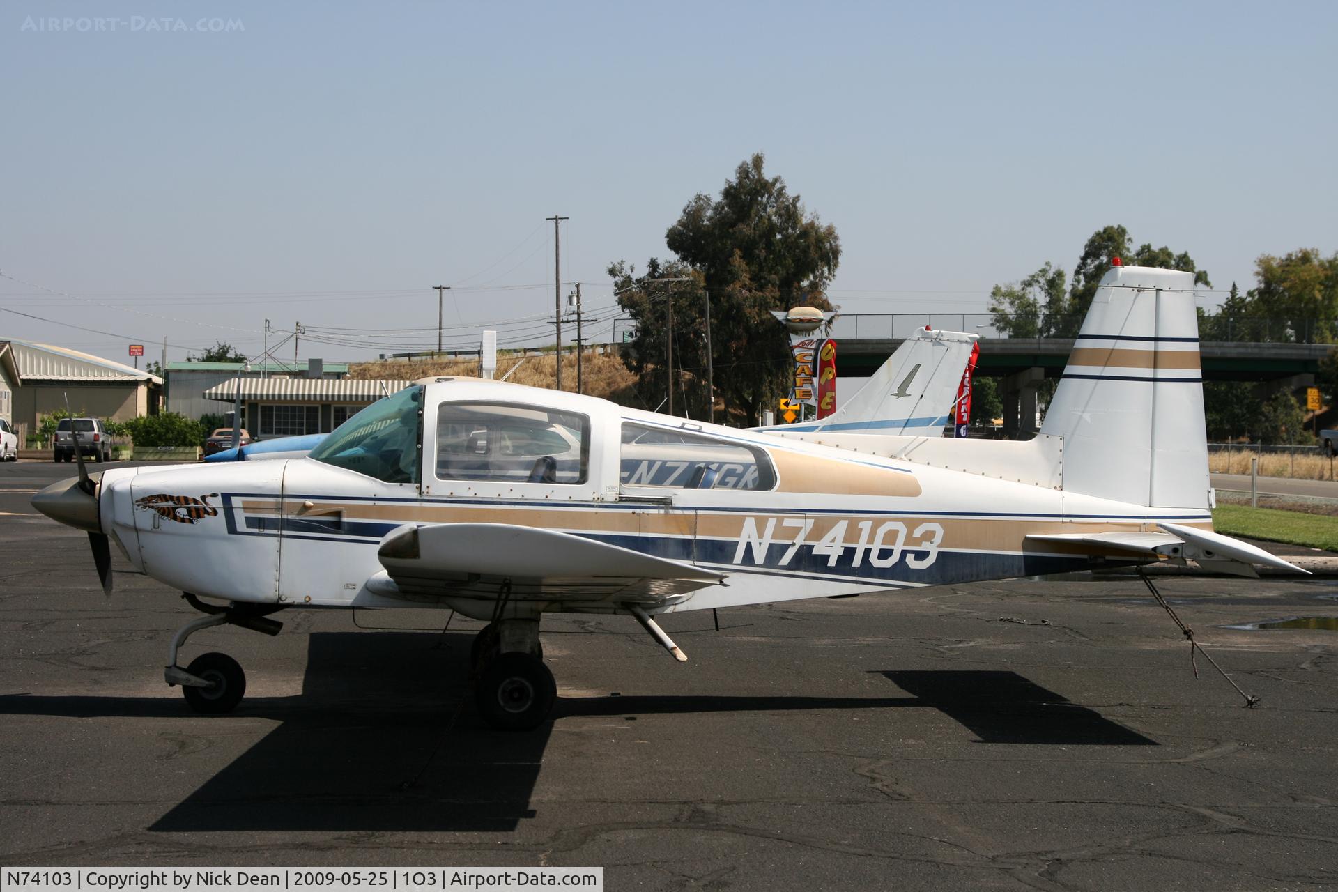 N74103, 1975 Grumman American AA-5B Tiger C/N AA5B-0138, 1O3