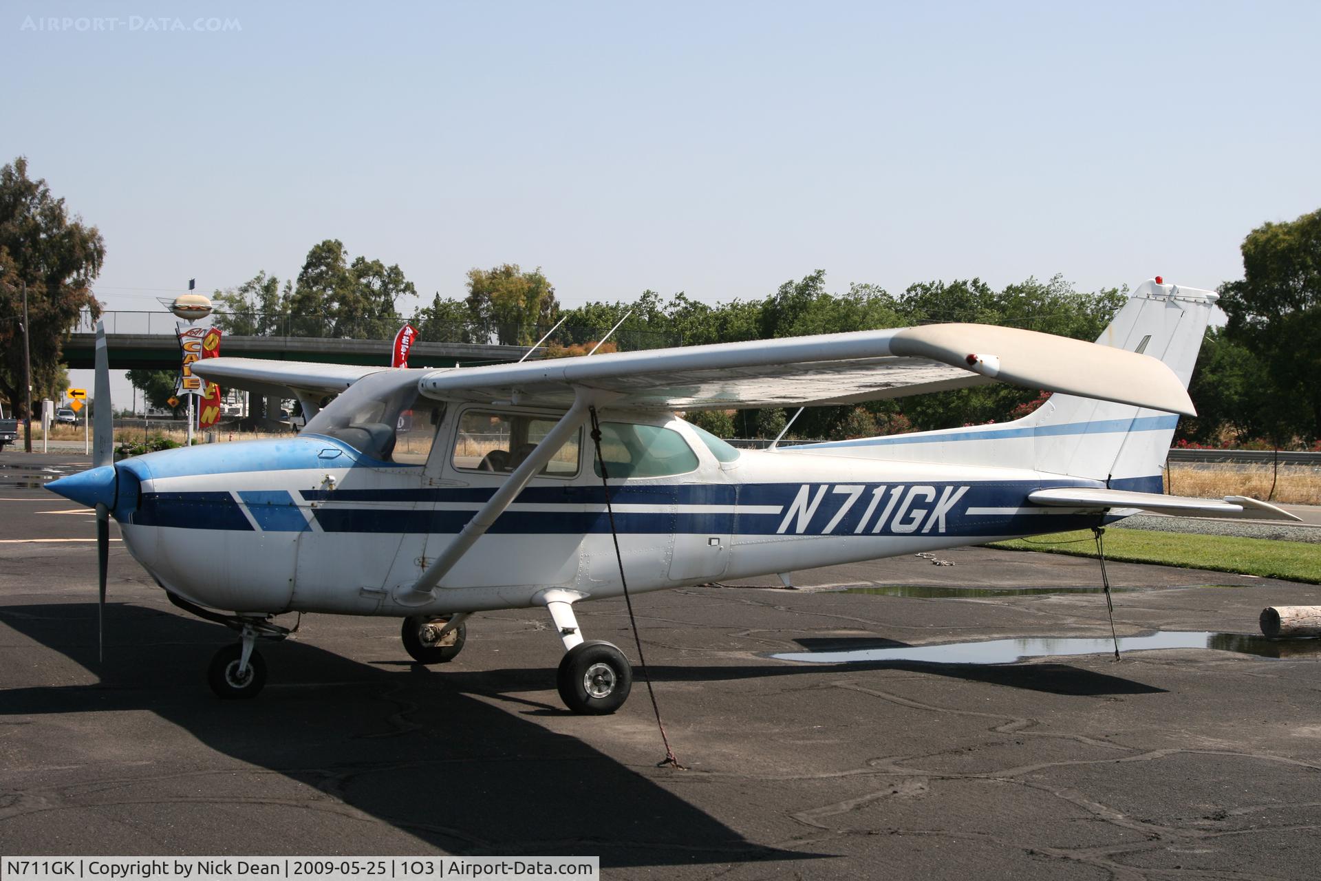 N711GK, 1979 Cessna 172N C/N 17272570, 1O3