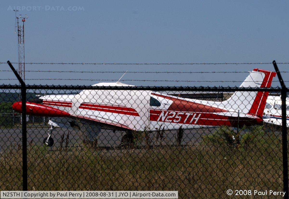 N25TH, 1966 Beech 35-C33 Debonair C/N CD-1022, Nice touch, multiple reds
