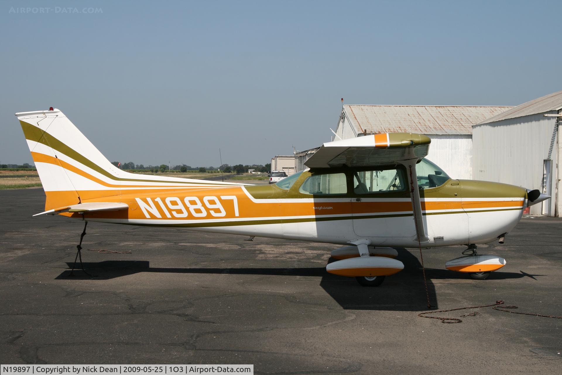 N19897, 1972 Cessna 172M C/N 17260844, 1O3