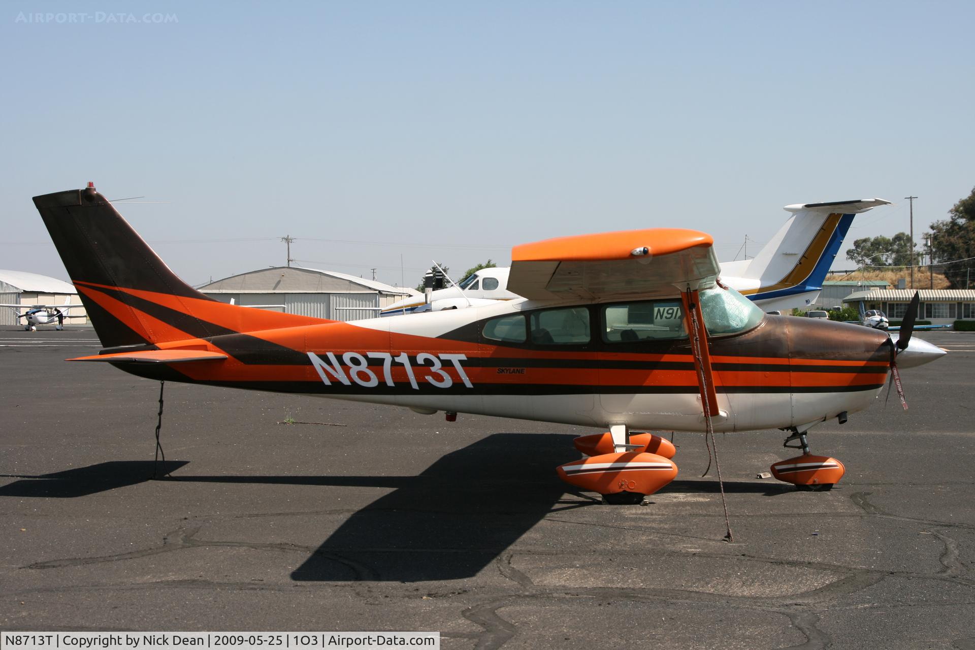 N8713T, 1960 Cessna 182C Skylane C/N 52613, 1O3
