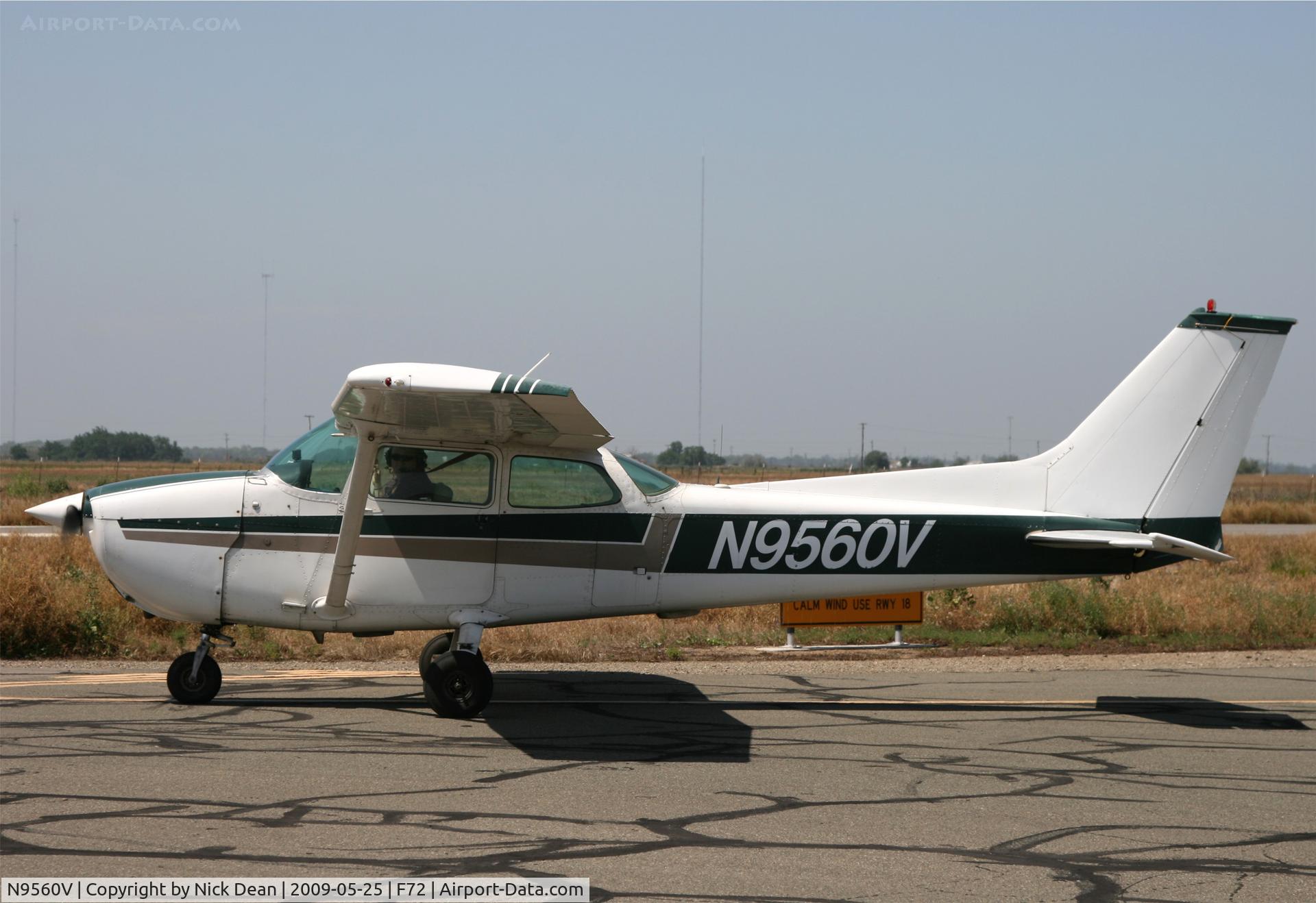 N9560V, 1974 Cessna 172M C/N 17264362, F72