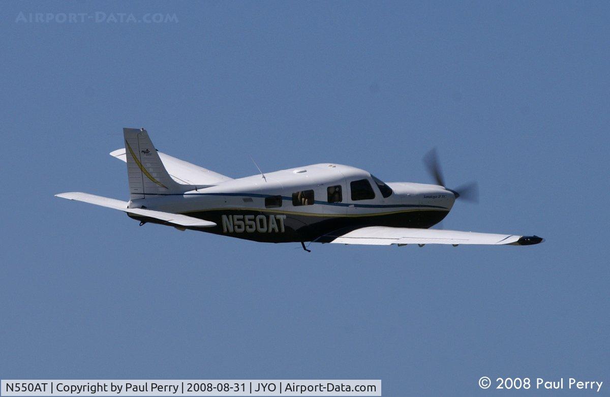 N550AT, 2000 Piper PA-32R-301T Turbo Saratoga C/N 3257187, Banking a bit, headed out