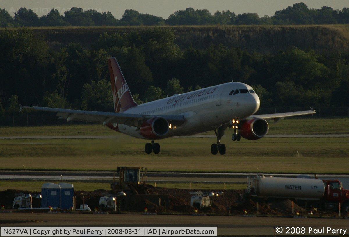 N627VA, 2006 Airbus A320-214 C/N 2851, Seconds from the runway