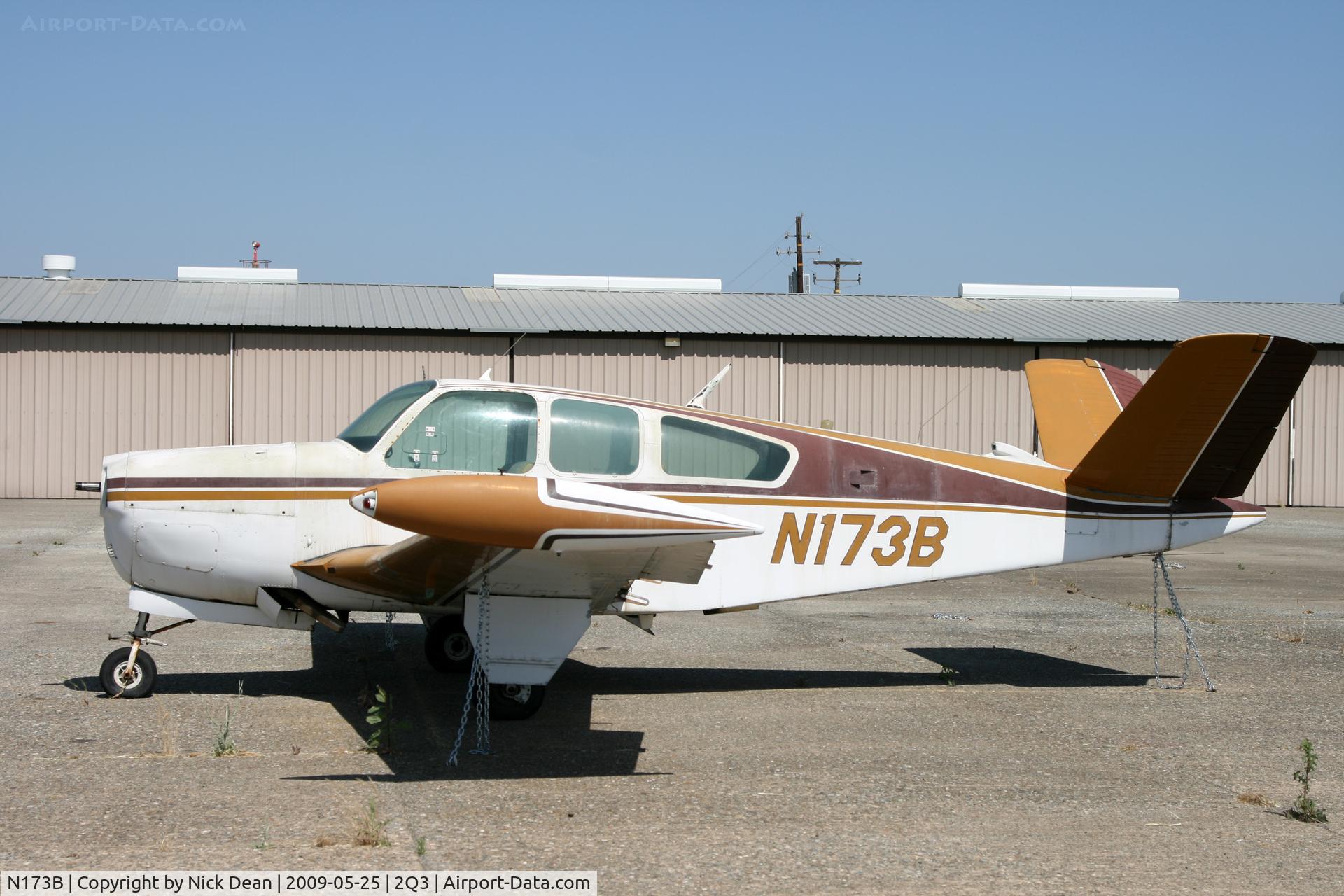 N173B, 1956 Beech G35 Bonanza C/N D-4476, 2Q3