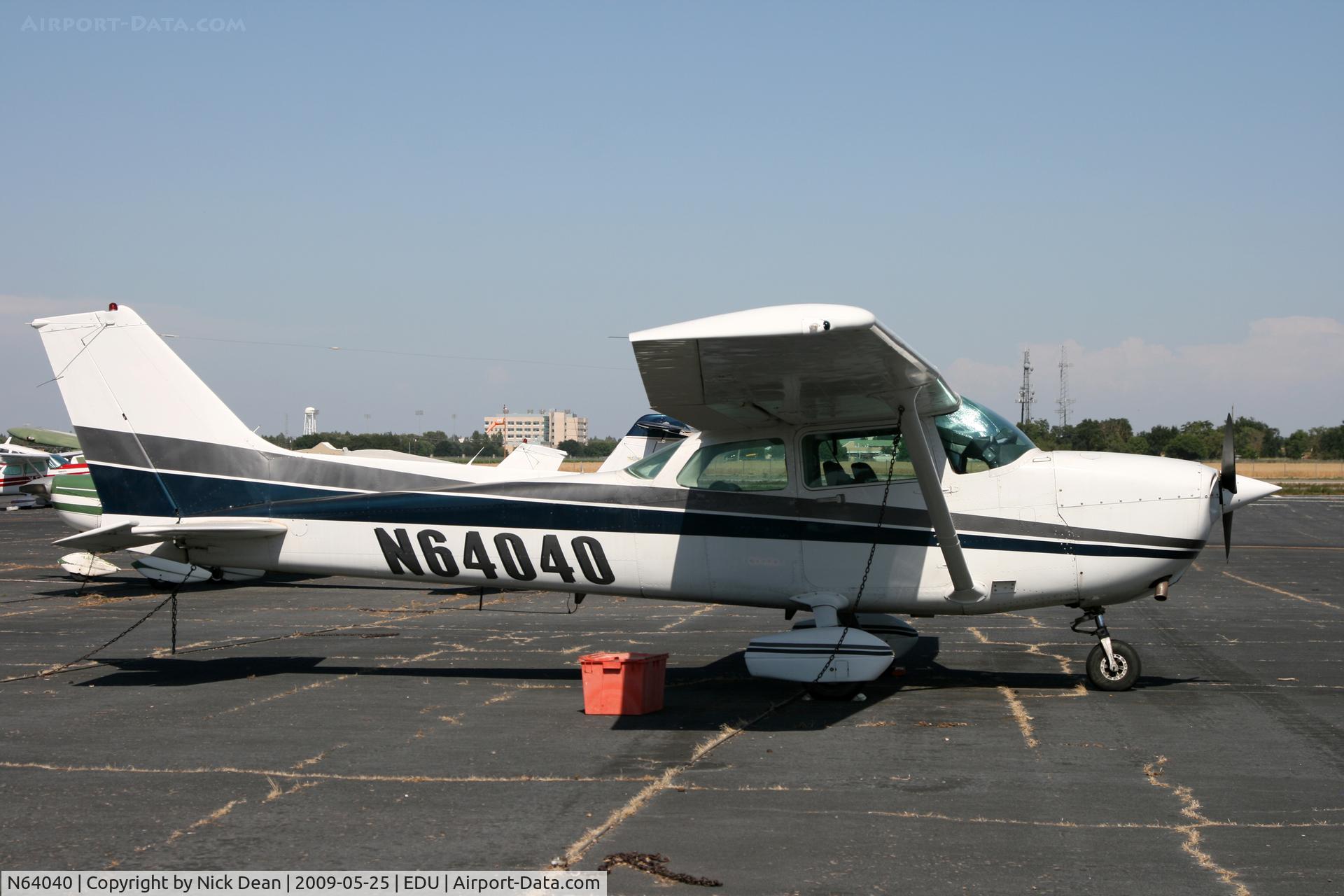N64040, 1981 Cessna 172P C/N 17275509, KEDU