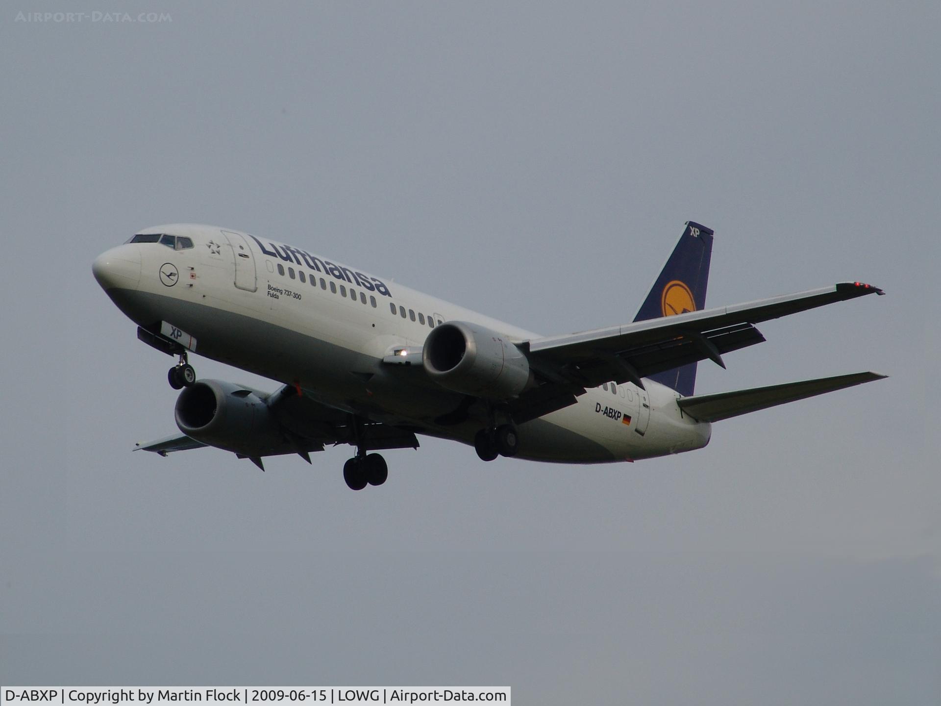 D-ABXP, 1988 Boeing 737-330 C/N 23874, .