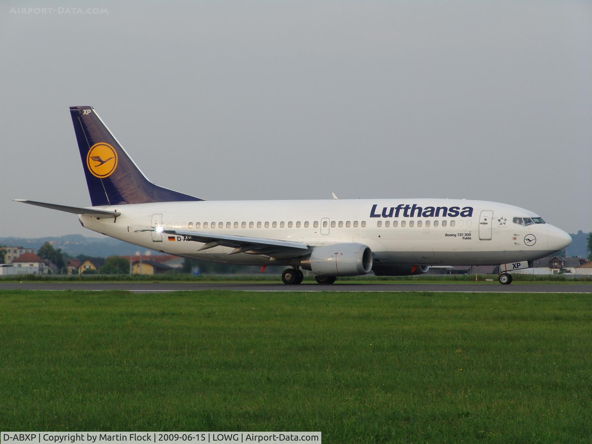 D-ABXP, 1988 Boeing 737-330 C/N 23874, .
