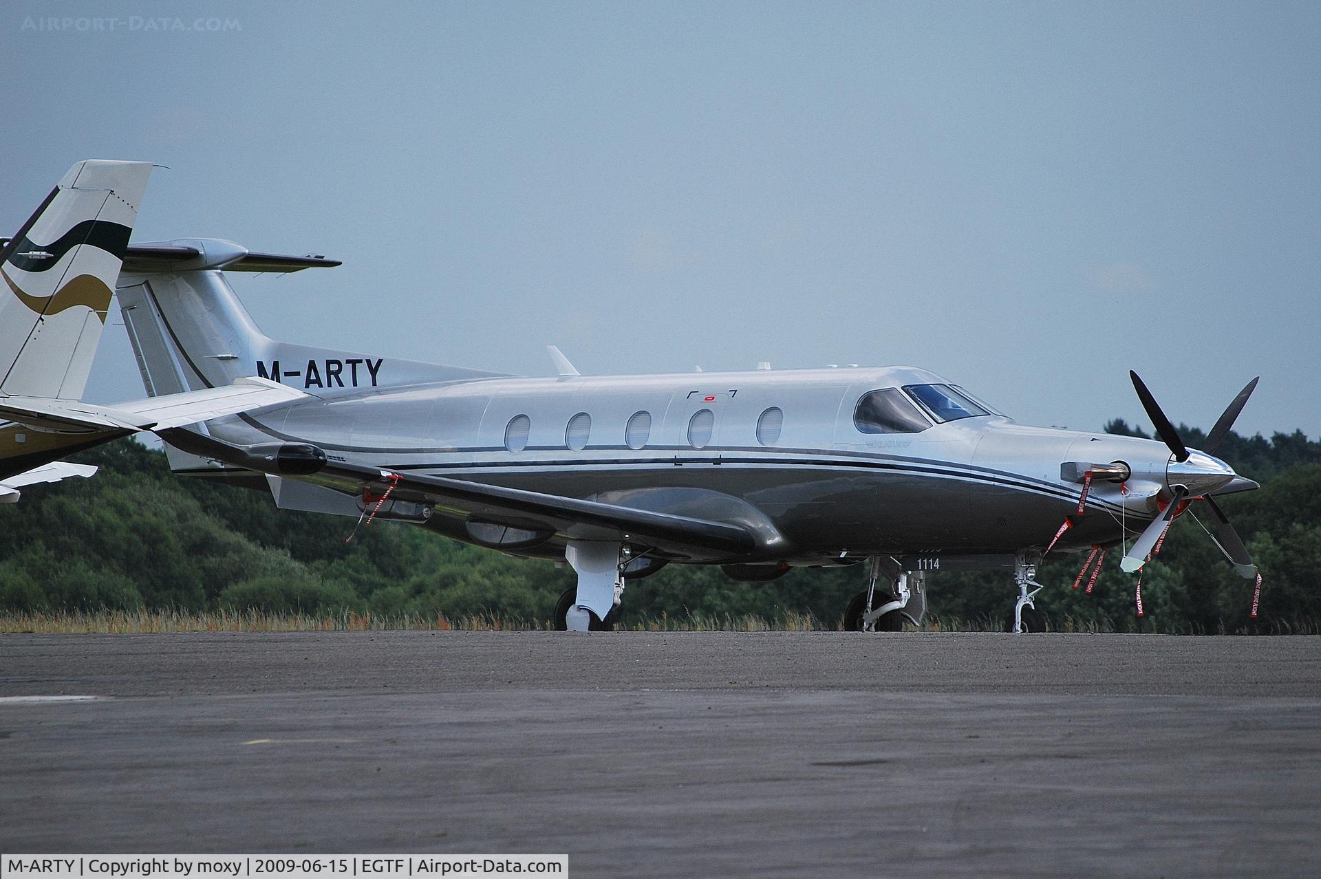 M-ARTY, 2009 Pilatus PC-12/47E C/N 1114, Manx registered Pilatus PC12-47E at Fairoaks