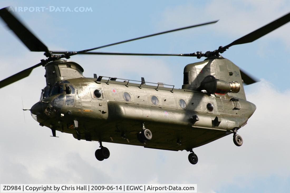ZD984, Boeing Vertol Chinook HC.2 C/N M/A041/B-876/M7015, RAF Chinook display at the Cosford Air Show