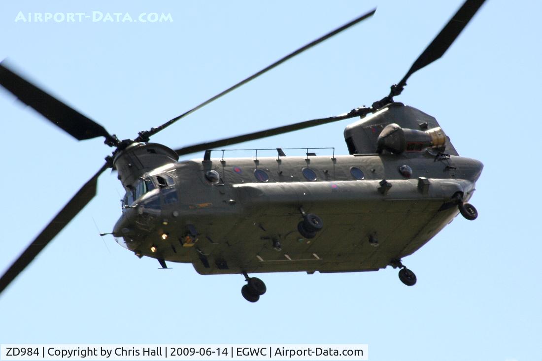 ZD984, Boeing Vertol Chinook HC.2 C/N M/A041/B-876/M7015, RAF Chinook display at the Cosford Air Show