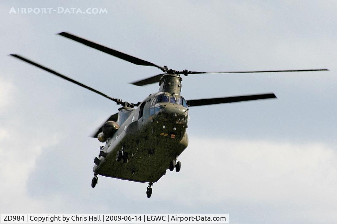 ZD984, Boeing Vertol Chinook HC.2 C/N M/A041/B-876/M7015, RAF Chinook display at the Cosford Air Show