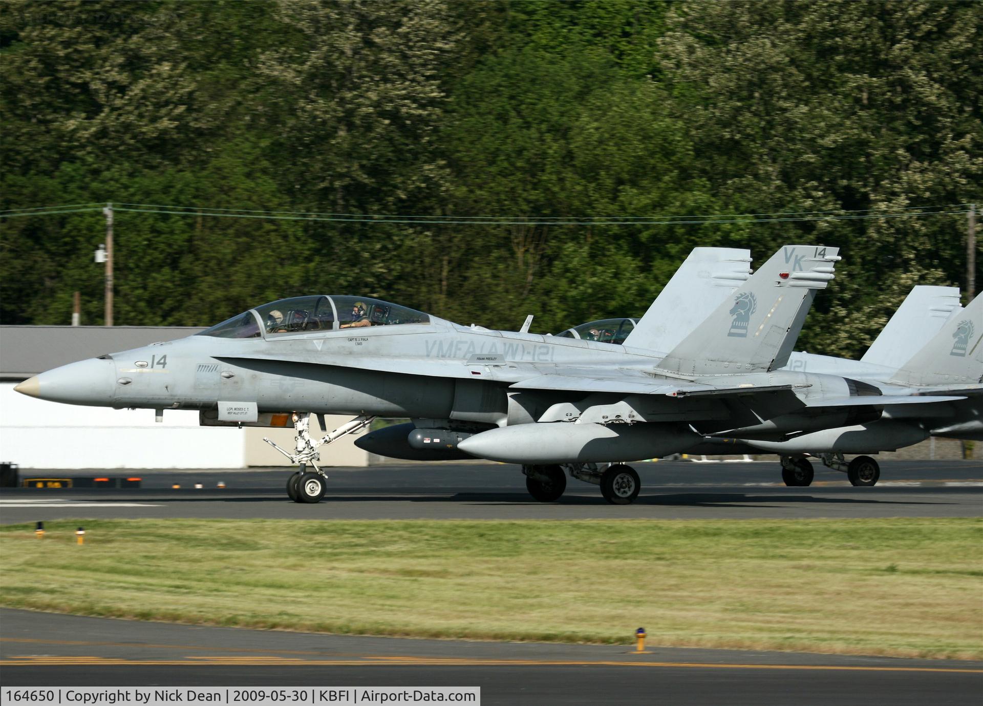 164650, 1991 McDonnell Douglas F/A-18D Hornet C/N 1074, KBFI