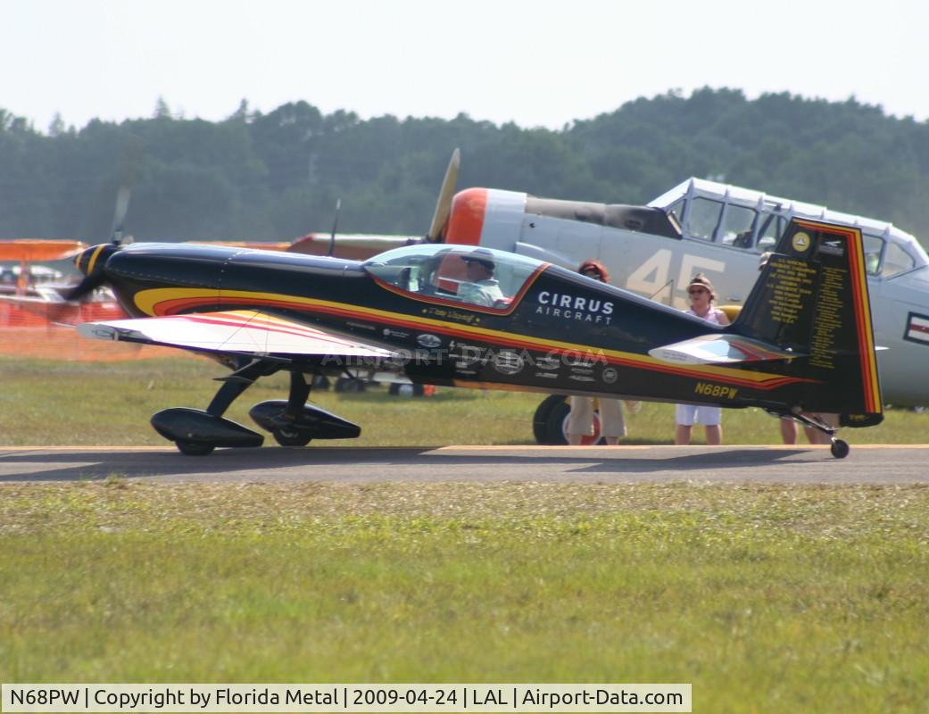N68PW, Extra EA-300S C/N 030, Extra 300