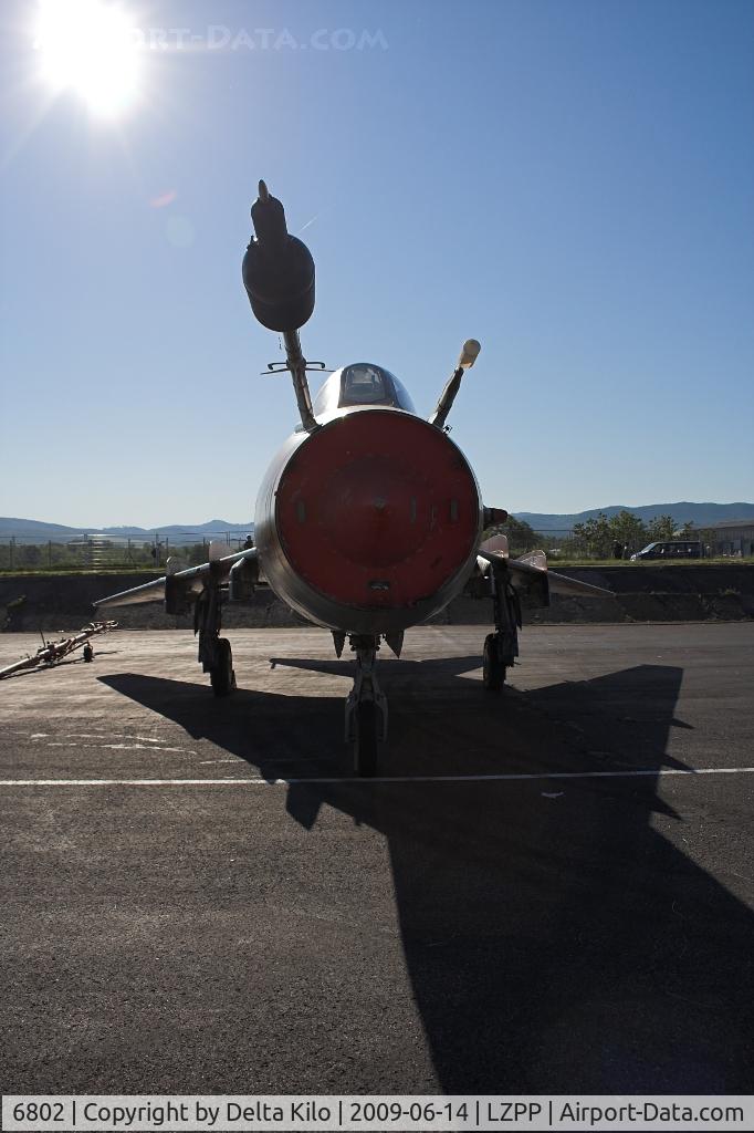 6802, Sukhoi Su-22UM-3K C/N 17532368202, Slovak Air Force Su-22UM-3K cn 17532368202  stored