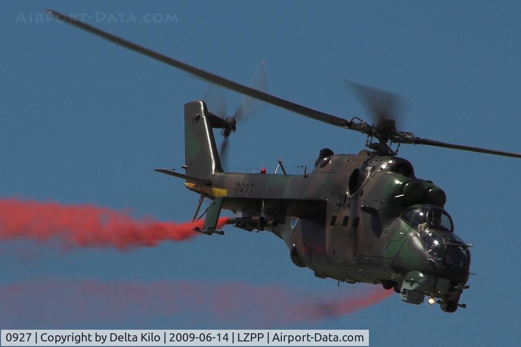 0927, Mil Mi-24V Hind E C/N 730927, Slovak Air Force  Mi-24V    cn 730927