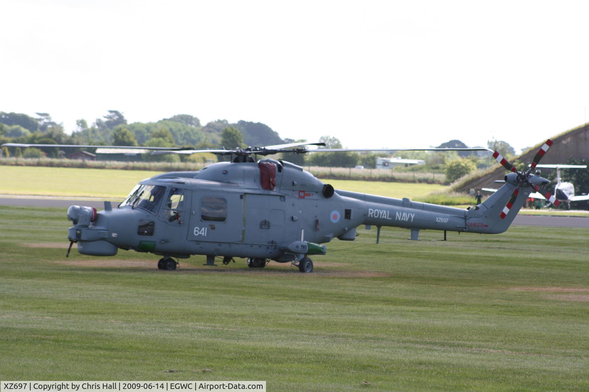 XZ697, 1980 Westland Lynx HMA.8 C/N 145, Royal Navy Lynx displaying at the Cosford Air Show