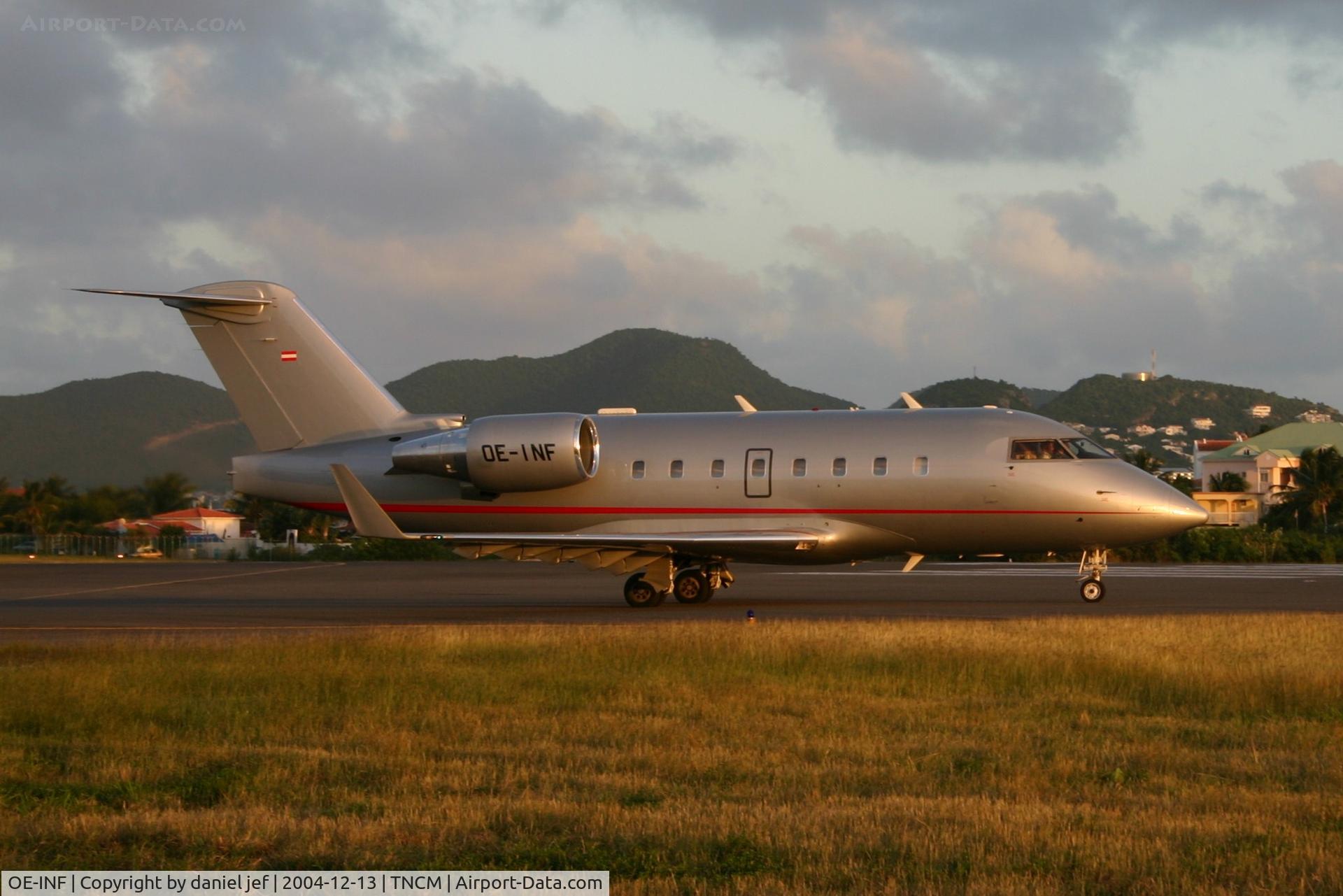 OE-INF, 1996 Canadair Challenger 604 (CL-600-2B16) C/N 5303, taking off